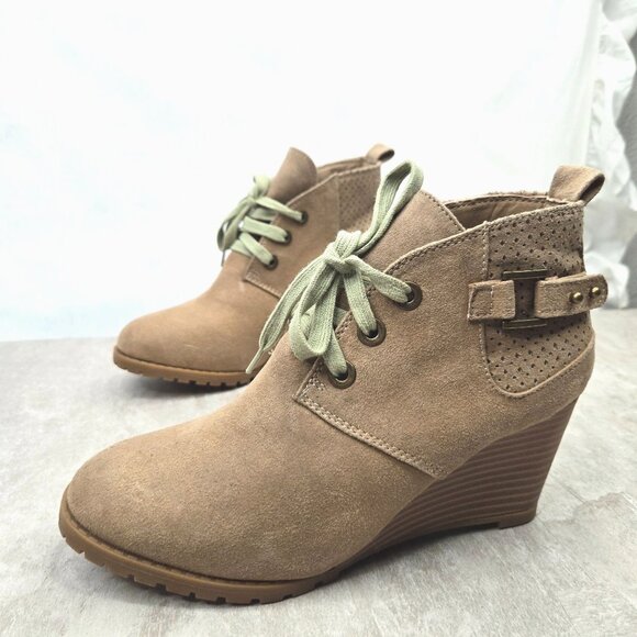 Lace Up Ankle Wedge Boots Size 7 Tan Beige Buckle Moto Grunge Desert Booties - Picture 1 of 9